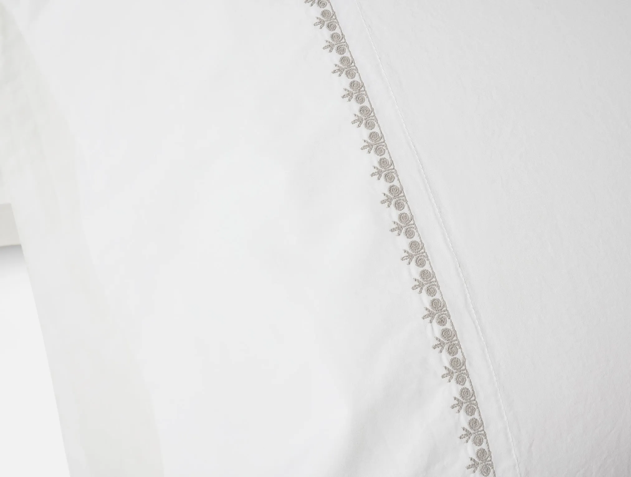 Floret Embroidered Organic Sheet Set