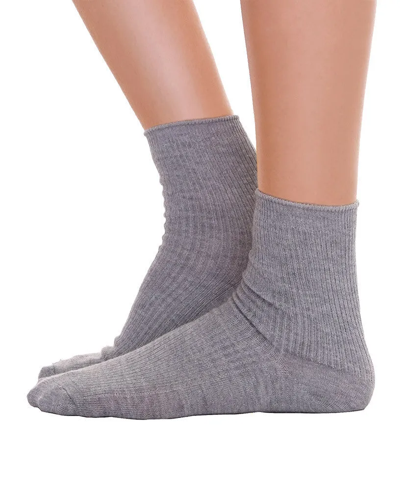 Solid Ankle Socks - Gray